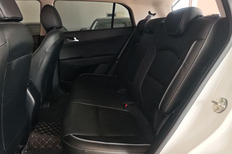 Hyundai ix25 2017 car image #17
