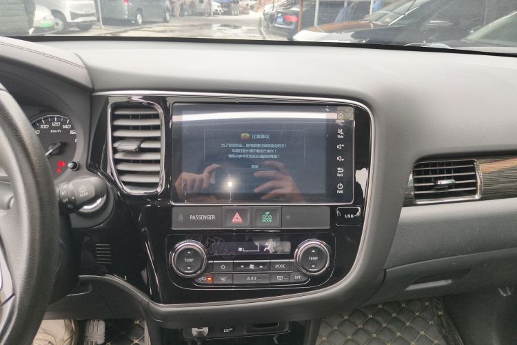 劳斯莱斯 欧蓝德 2020 #17 劳斯莱斯 欧蓝德 2020 汽车图片 #17