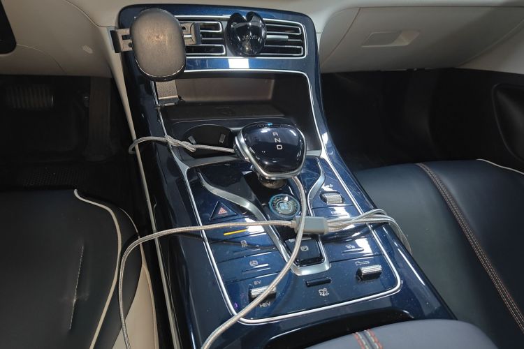 BYD Qin Plus 2022 #17 BYD Qin Plus 2022 car image #17