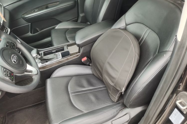 Kia K5 2017 car image #17