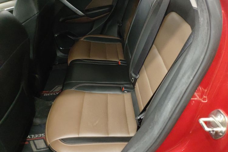 GEELY Coolray 2019 صورة سيارة #17
