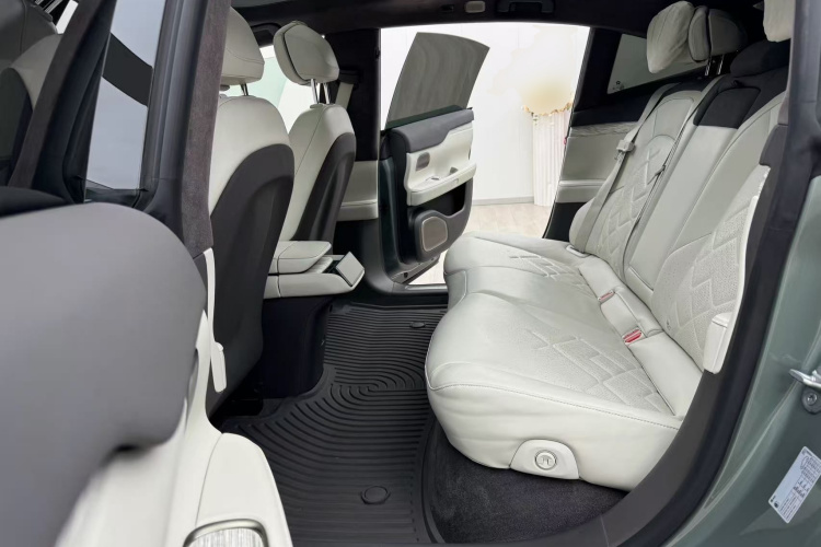 蔚来 蔚来ET7 2022 汽车图片 #17