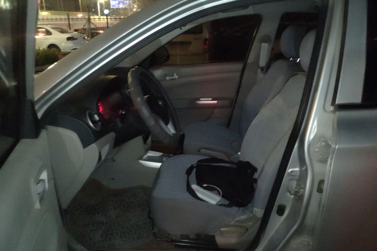 Changan Alsvin V3 2016 car image #17