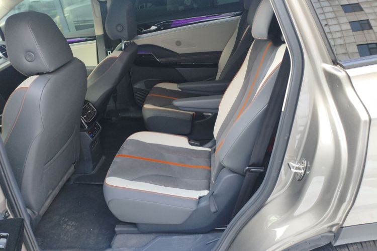 Volkswagen ID.6 Crozz 2022 #17 Volkswagen ID.6 Crozz 2022 immagine di auto #17