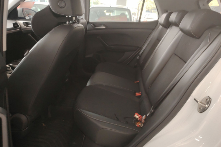 Tacqua 2023 car image #17