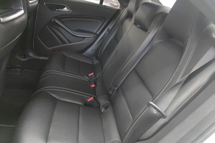 Mercedes-Benz CLA Class (Imported) 2017 #17 Mercedes-Benz CLA Class (Imported) 2017 car image #17