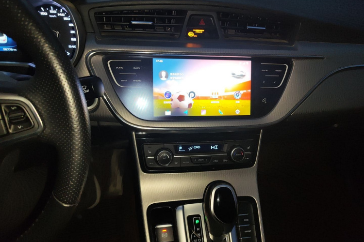 GEELY Emgrand GL 2018 car image #17