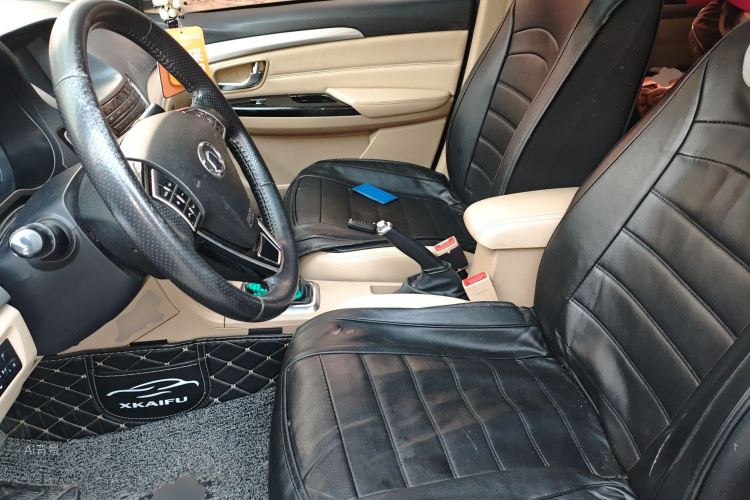 Great Wall C30 2016 car image #17