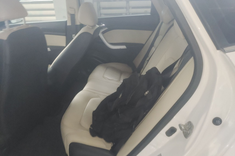 Changan Alsvin V7 2015 #17 Changan Alsvin V7 2015 car image #17