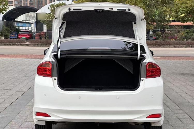 Honda City 2018 изображение автомобиля #17