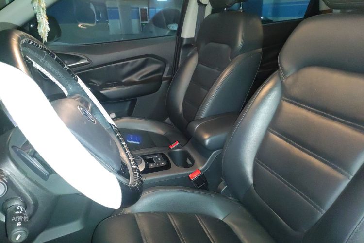 MG GS 2015 car image #17