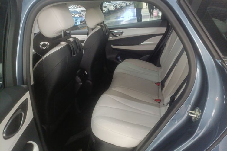 BYD Seal 05 DM-i 2025 #17 BYD Seal 05 DM-i 2025 car image #17