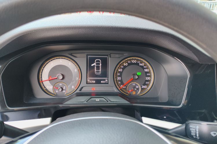 Volkswagen Lavida 2019 car image #17