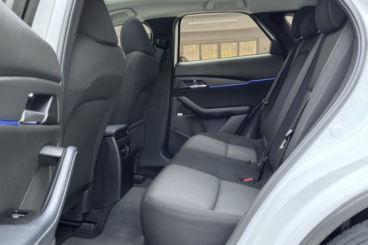 Mazda CX-30 2021 car image #17