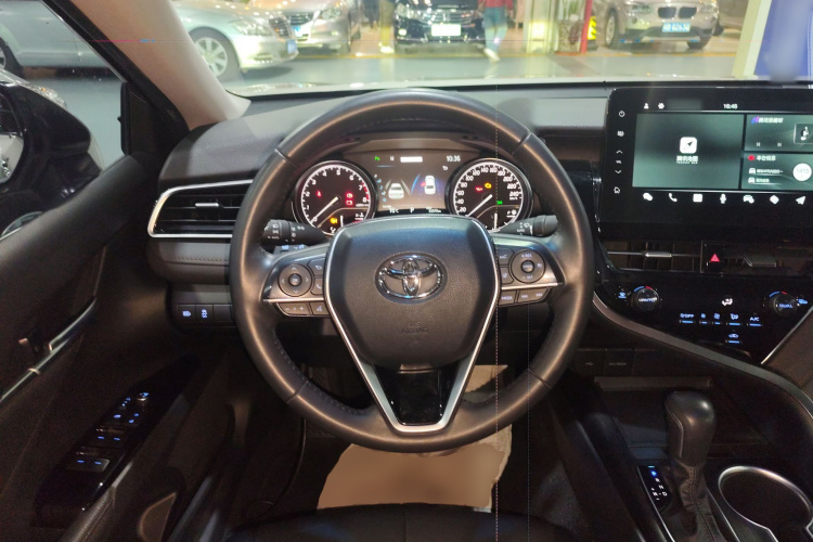 Toyota Camry 2022 car image #17