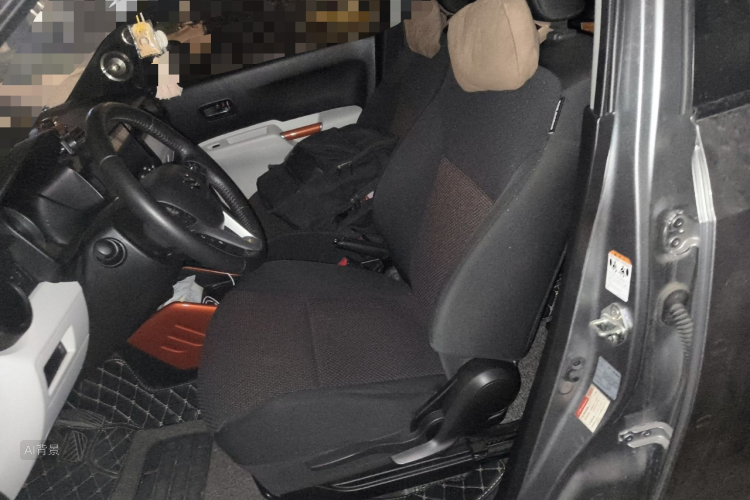 Suzuki Ignis 2018 صورة سيارة #17