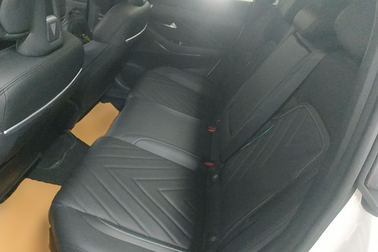 Deepal SL03 2024 изображение автомобиля #17