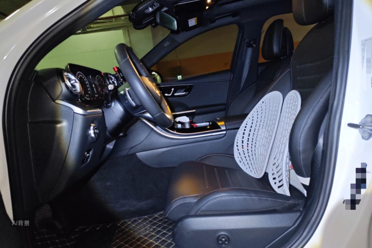 Mercedes-Benz C Class 2022 car image #17