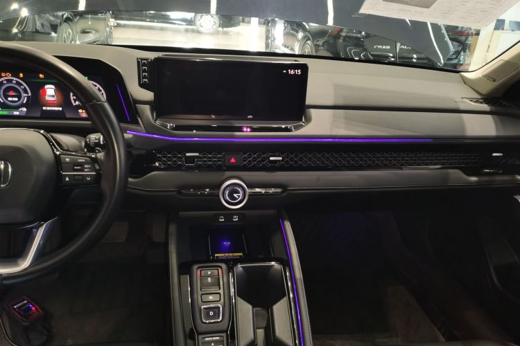 Honda Accord New Energy 2023 car image #17