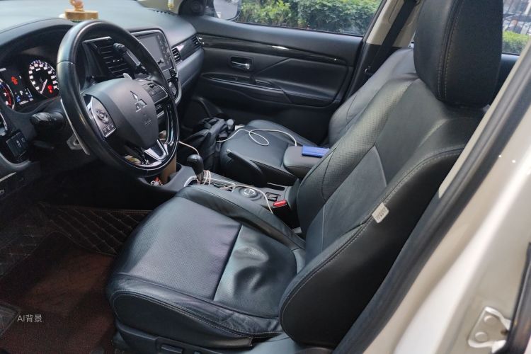 劳斯莱斯 欧蓝德 2017 汽车图片 #17