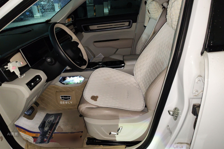 GEELY ICON 2022 car image #17