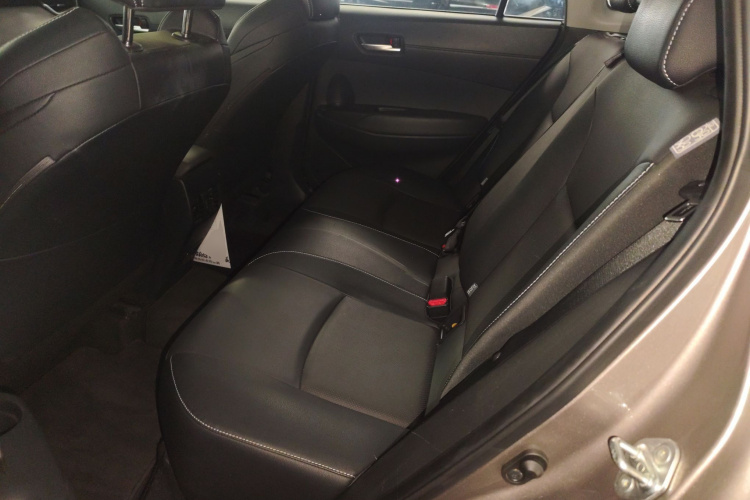 Toyota Frontlander 2022 #17 Toyota Frontlander 2022 immagine di auto #17