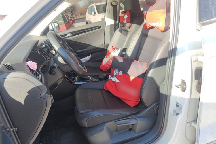 T-Roc 2019 car image #17