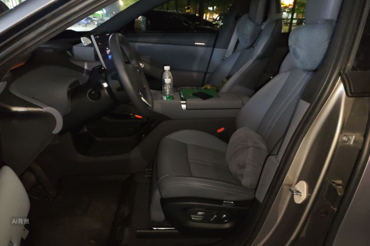 MI YU7 2025 car image #17