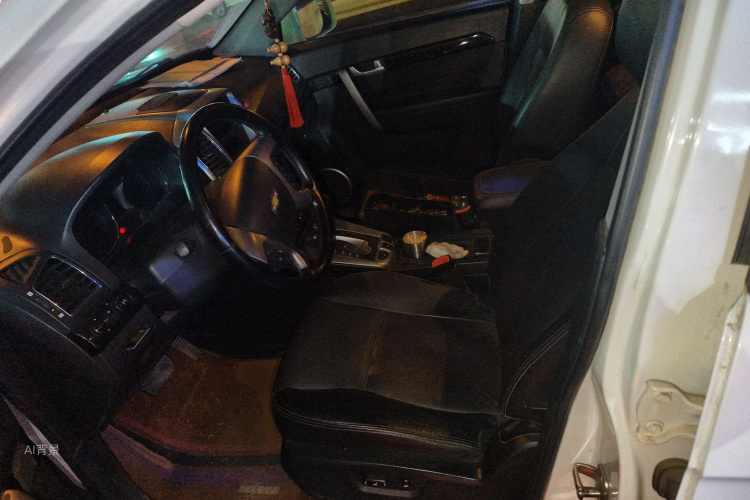 Chevrolet Captiva 2017 car image #17