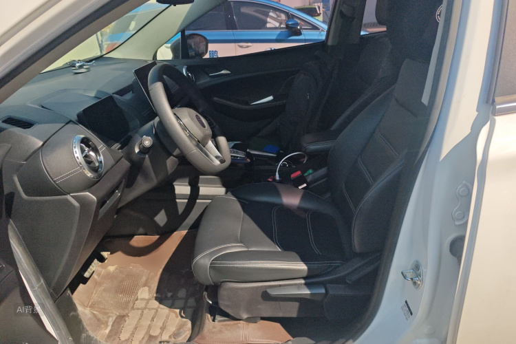 BYD Yuan New Energy 2020 car image #17