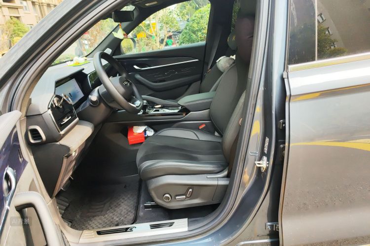 GEELY Monjaro 2024 immagine di auto #17