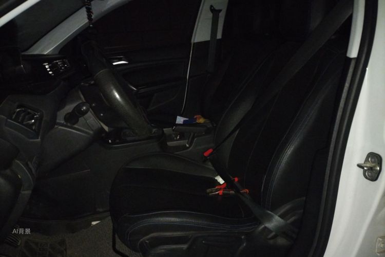 Peugeot 308 2017 car image #17
