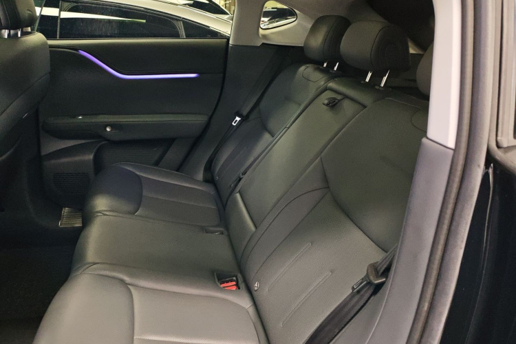 Xpeng G6 2025 صورة سيارة #17