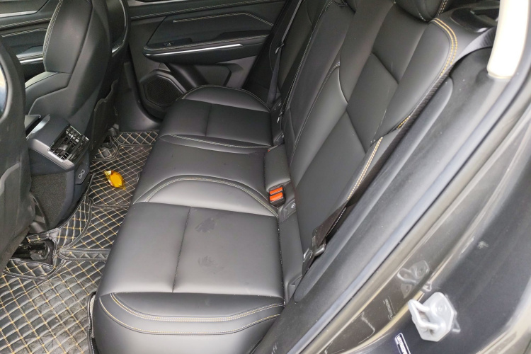 Lynk & Co 01 2024 car image #17