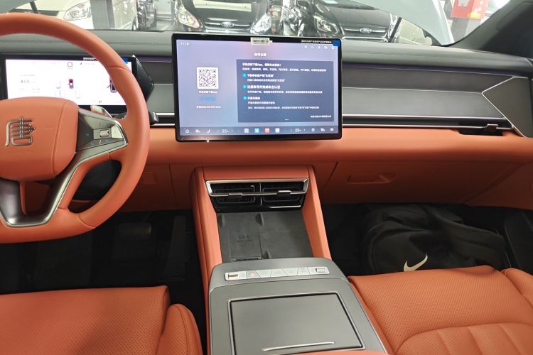 BYD Tang L 2025 car image #17