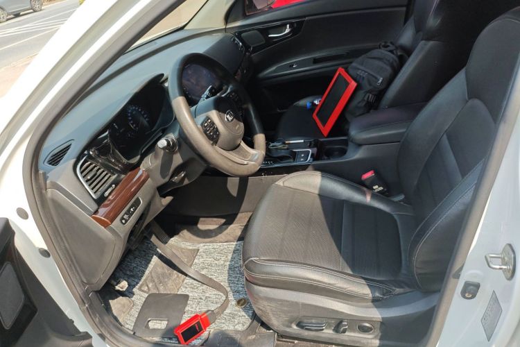 起亚 起亚K4 2016 汽车图片 #17