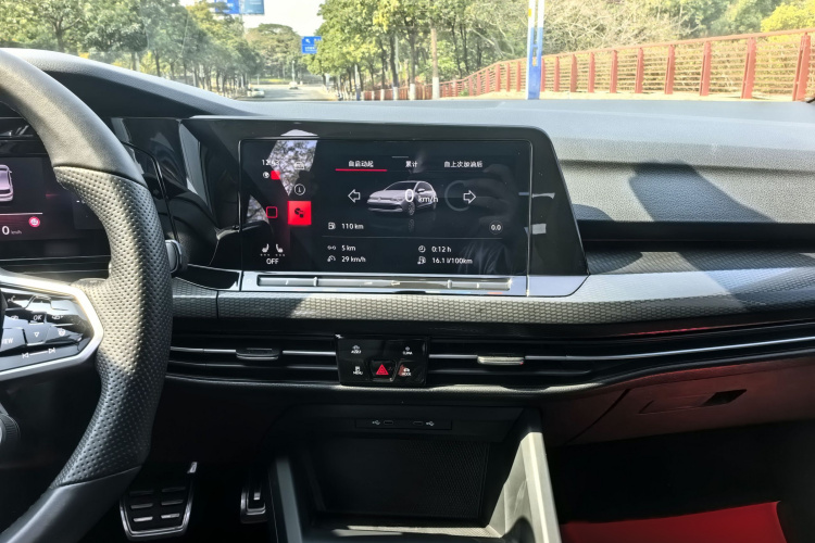 Volkswagen GolfGTI 2023 #17 Volkswagen GolfGTI 2023 car image #17