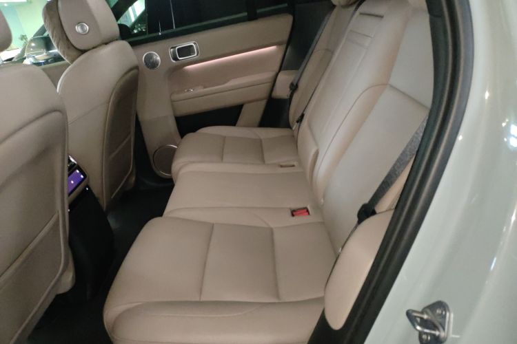 Li L6 2025 imagen de coche #17