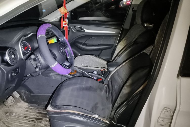 MG ZS 2018 image de voiture #17