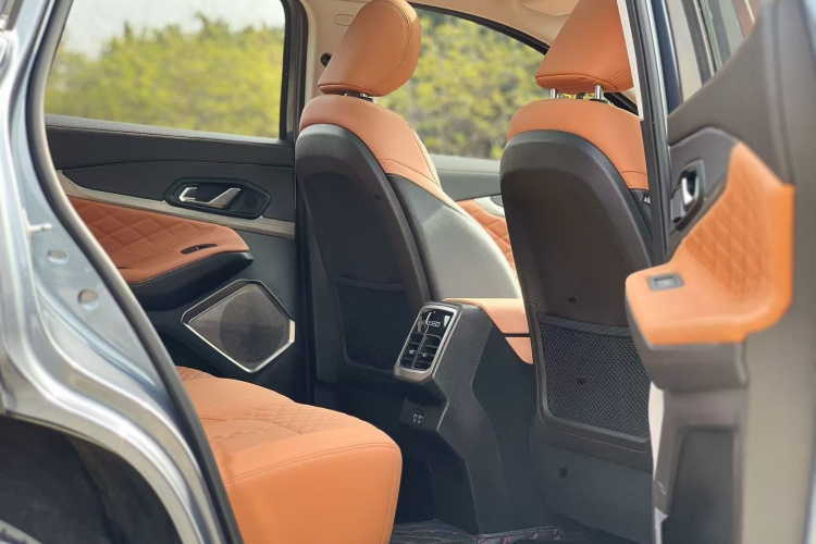 Exceed Lingyun 2020 car image #17