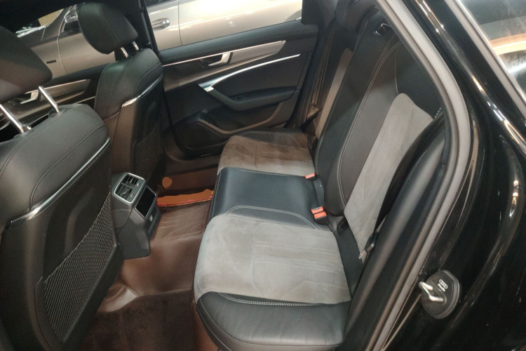 Audi A6L New Energy 2020 #17 Audi A6L New Energy 2020 car image #17