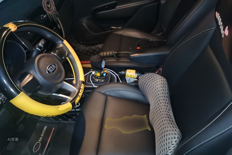 起亚 起亚K2 2018 汽车图片 #17