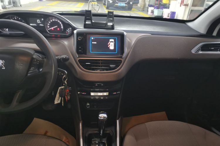 标致 标致2008 2018 汽车图片 #17