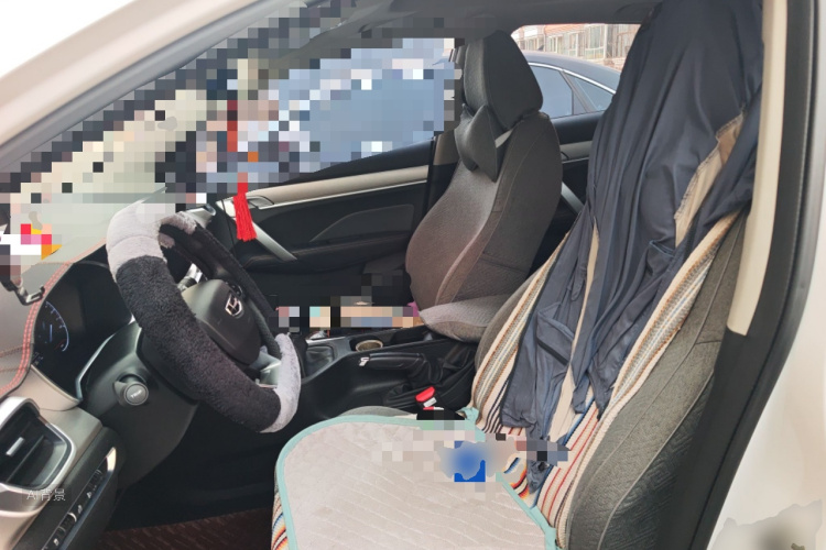 GEELY Coolray 2023 car image #17