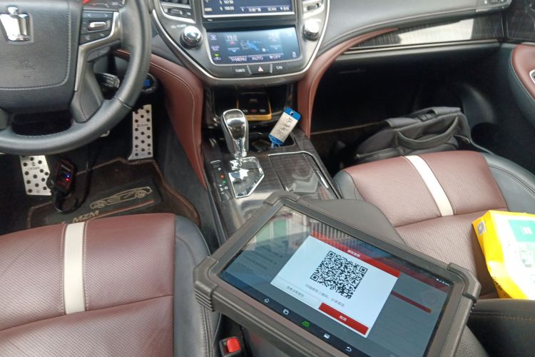 丰田 皇冠 2017 汽车图片 #17