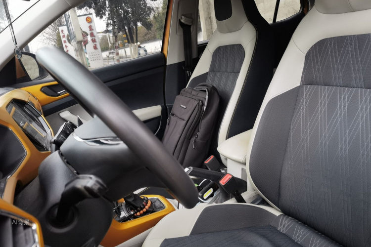Volkswagen T-Cross 2019 #17 Volkswagen T-Cross 2019 car image #17