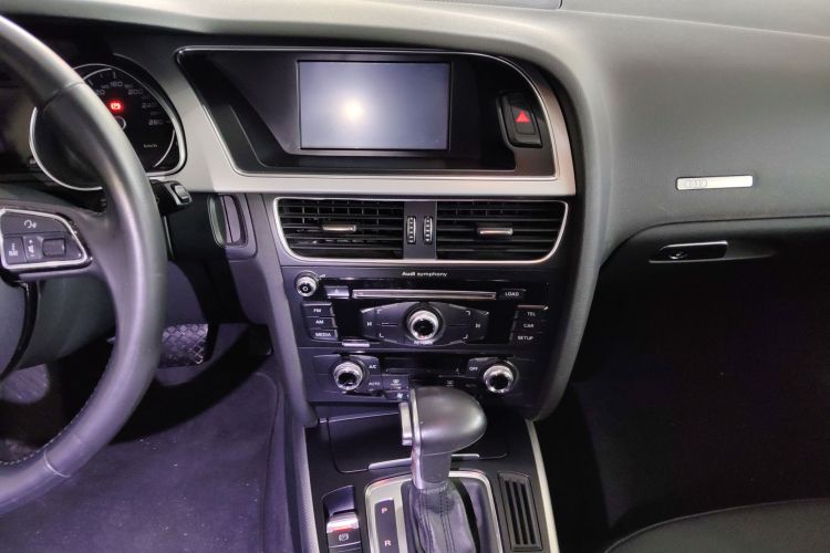 Audi A5 (Imported) 2015 car image #17