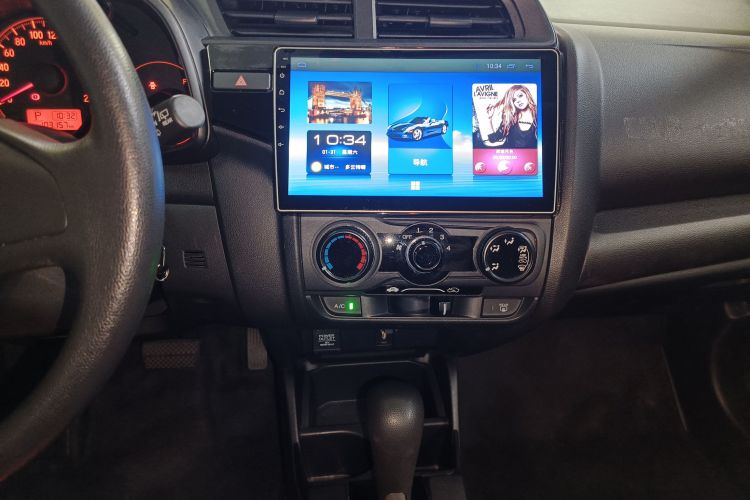 Honda Fit 2018 car image #17