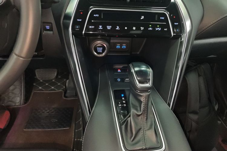 Toyota Venza 2022 car image #17