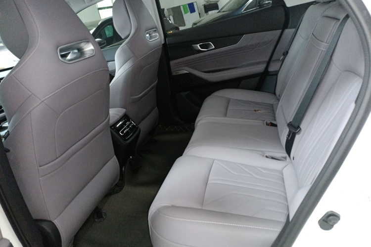 Changan UNI-K iDD 2024 #17 Changan UNI-K iDD 2024 immagine di auto #17